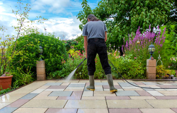 Best Driveway Pressure Washing  in Hazardville, CT