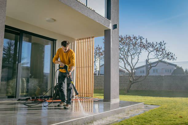 Best Animal Enclosure Cleaning  in Hazardville, CT